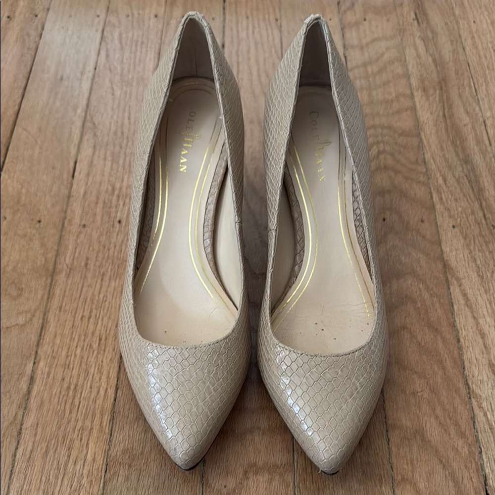 Cole Haan Women's Tan Pumps Nike Air